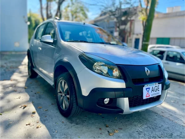 Renault Sandero Stepway 1.6 Expression 105cv